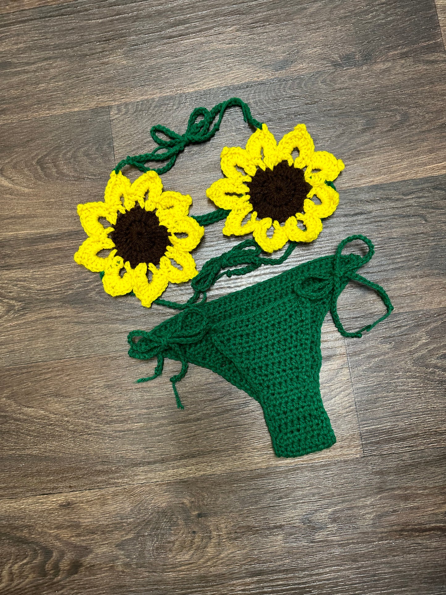 Sunflower bikini🌻